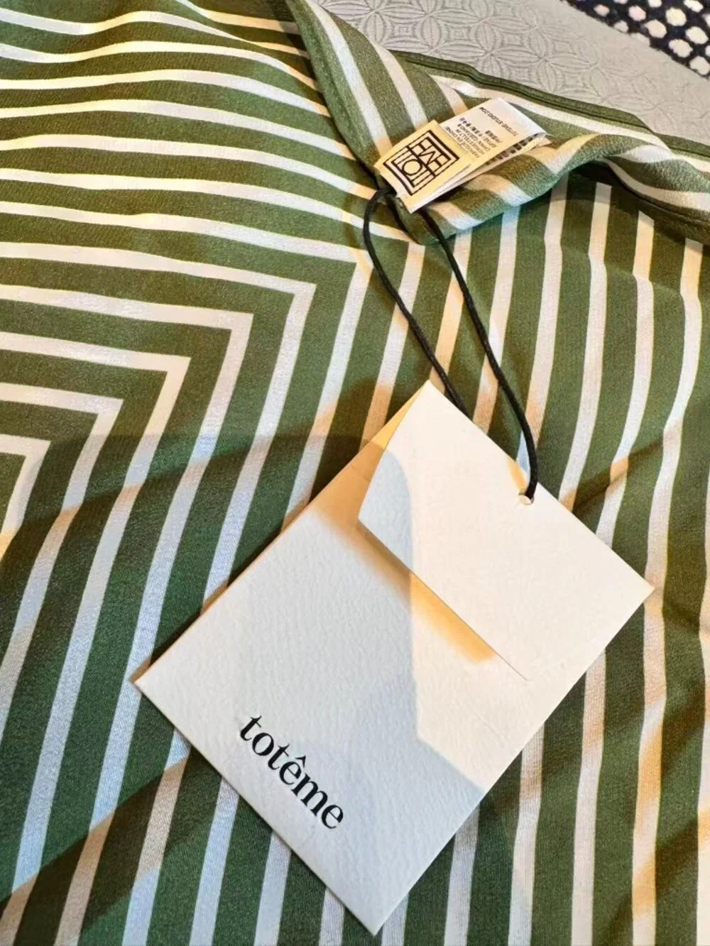 TOTEME SILK SCARF